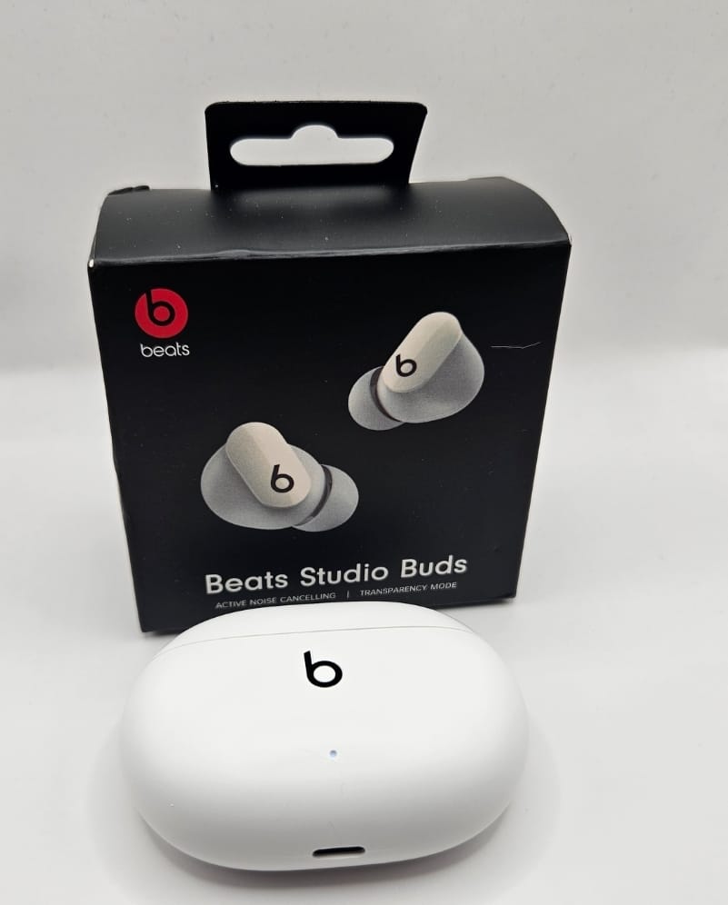 Beats Studio Buds – Écouteurs Sans Fil avec Réduction de Bruit (Blanc)
