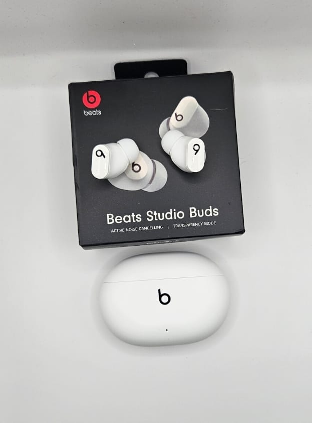 Beats Studio Buds – Écouteurs Sans Fil avec Réduction de Bruit (Blanc)